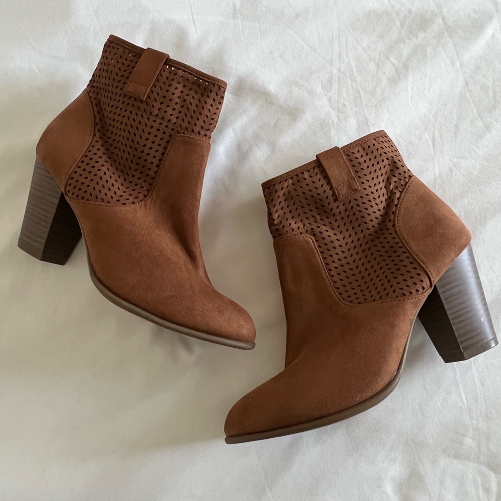Women’s Boot Heels